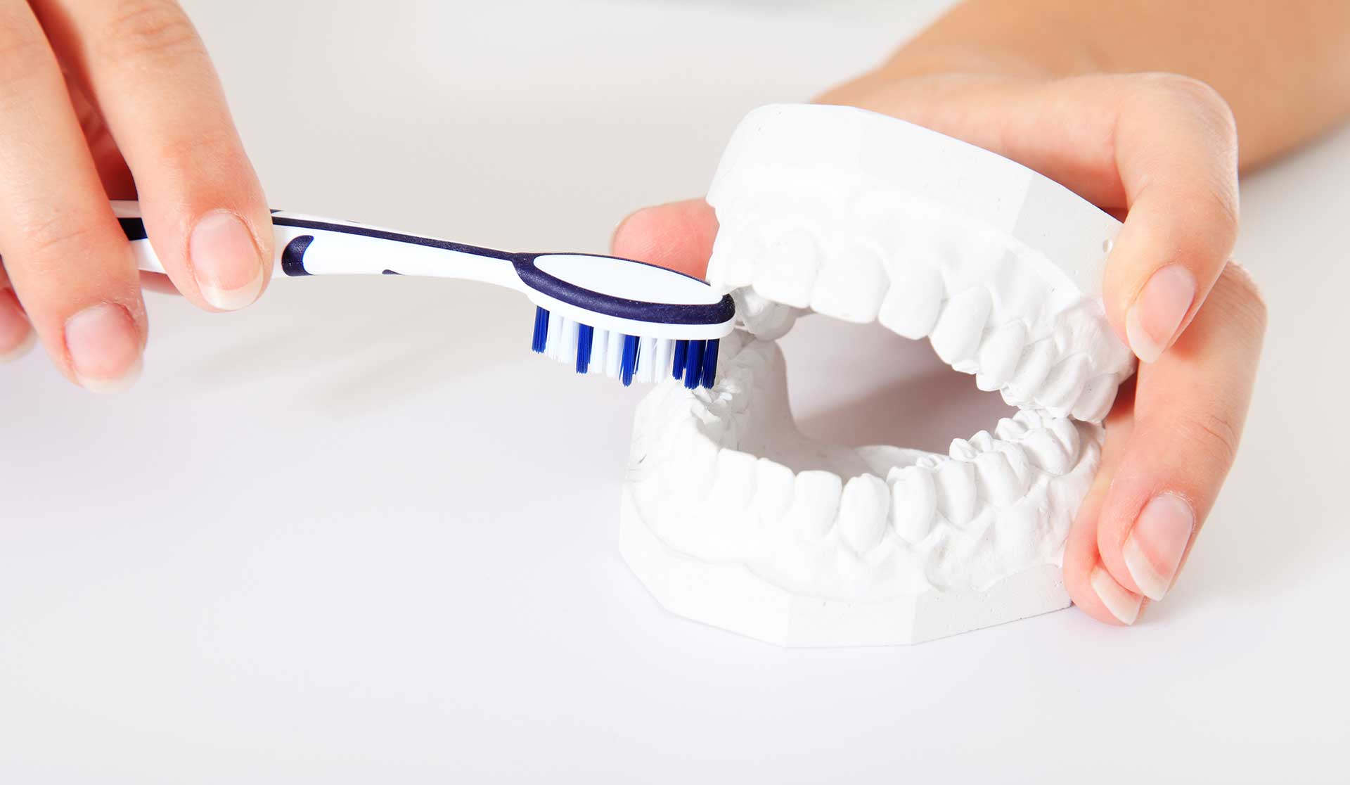Improve Your Dental Health with Tooth Brushing Techniques