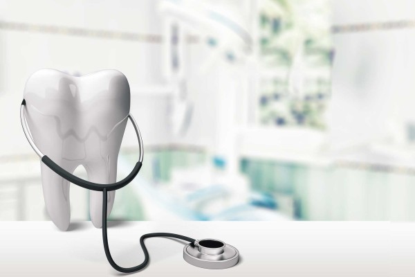 Diş Sağlığı ile İlgili Doğru Bilinen Yanlışlar