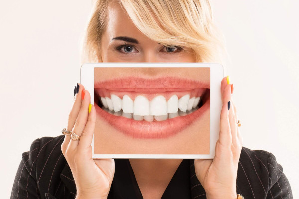 Estetik Gülüş Tasarımı Öncesinde Dikkat Edilmesi Gerekenler