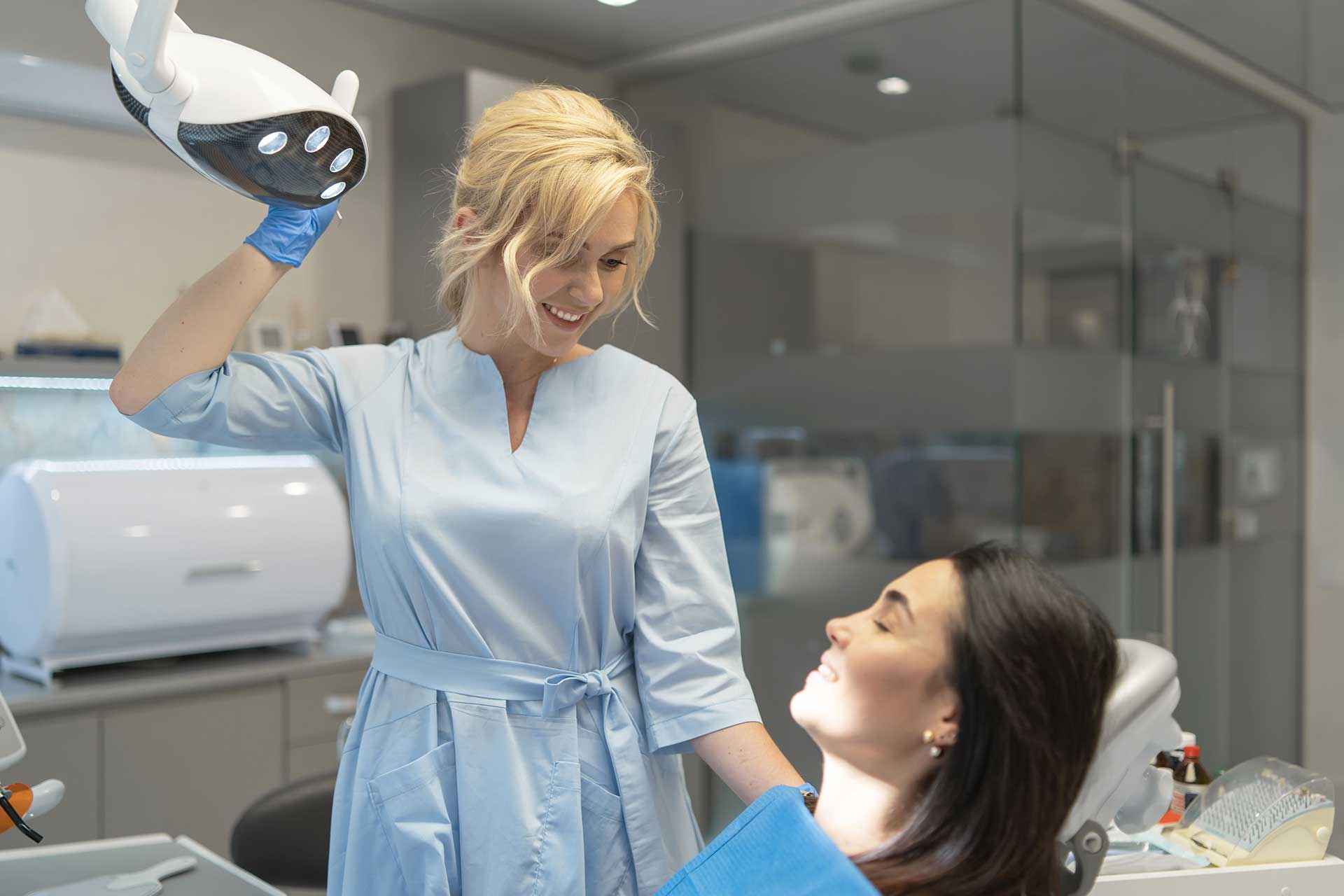 Advantages and Disadvantages of Night-Open Dental Clinics