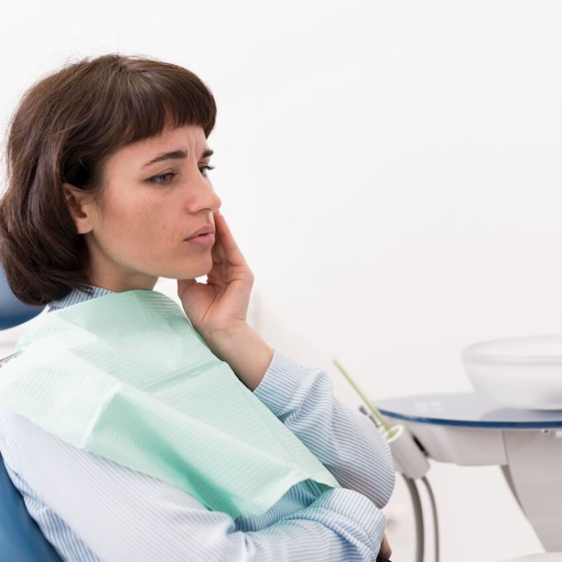 Problems Caused by Impacted Teeth and Solutions