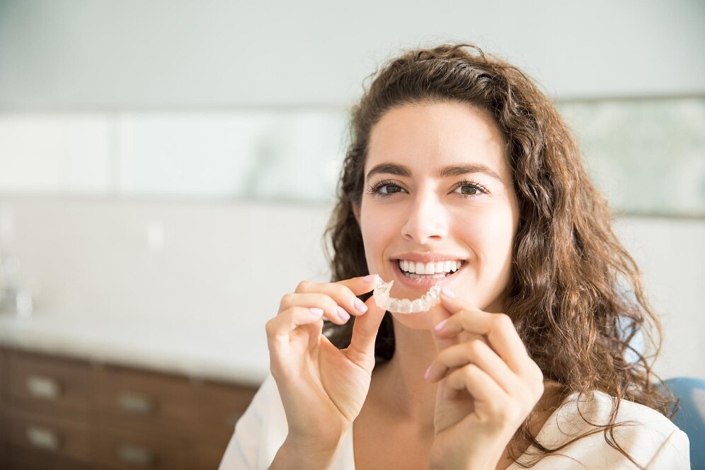 Invisalign Tedavisinde Süreç ve Sonuçlar