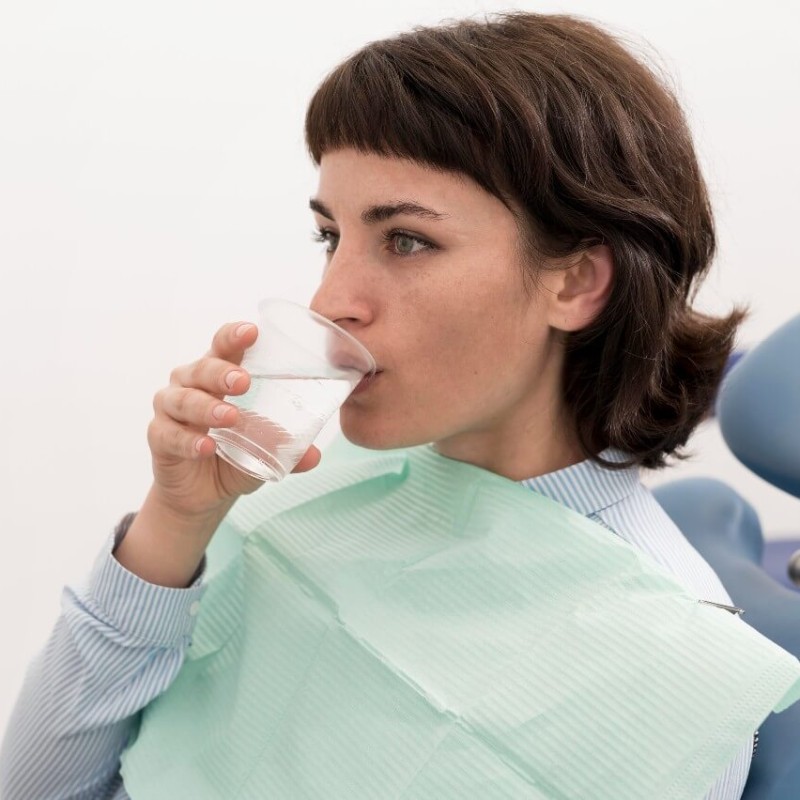 Causes and Solutions for Dry Mouth Problems