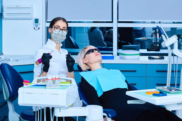 Nöbetçi Diş Hekimi Nedir ve Ne Zaman Başvurulmalıdır?