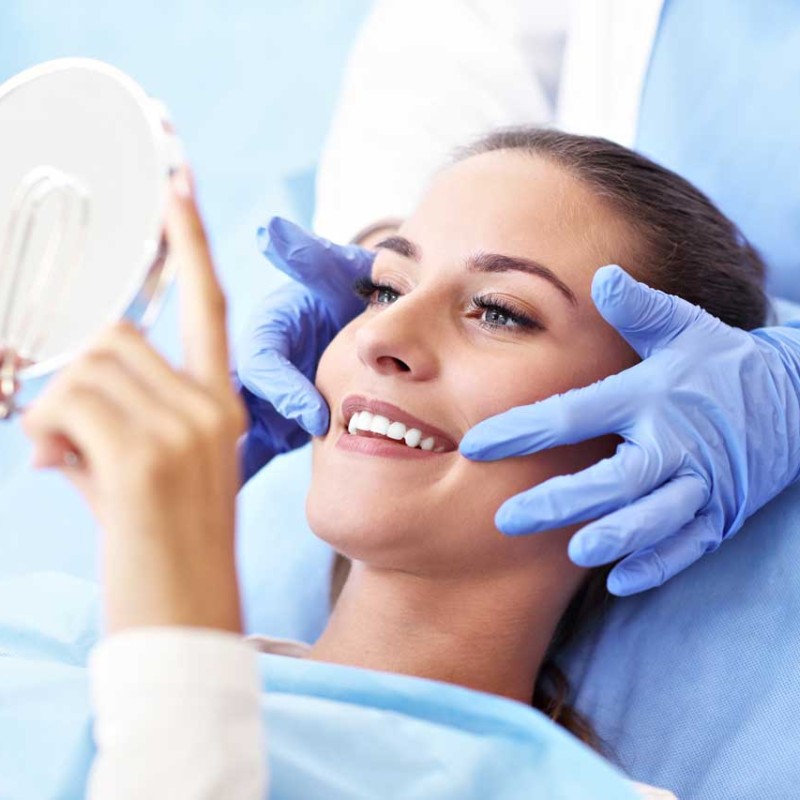 Gummy Smile Hakkında Bilmeniz Gerekenler